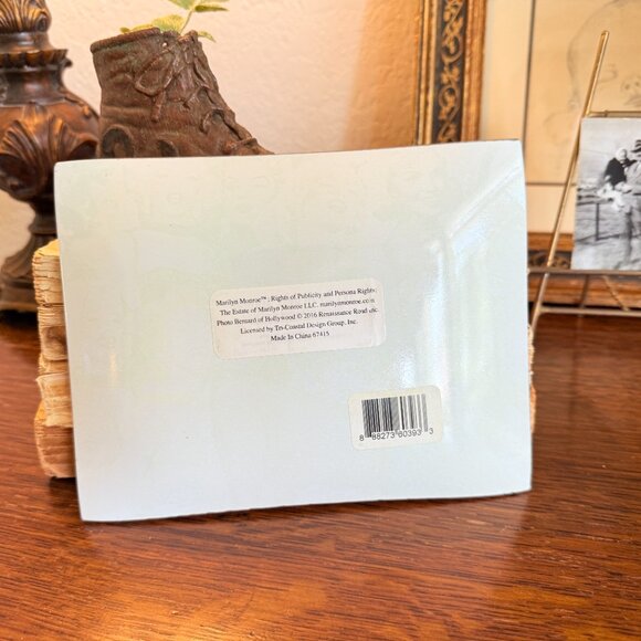 Marilyn Monroe Thick Glass Trinket Dish "Many Faces of Marilyn Monroe" - Picture 4 of 10